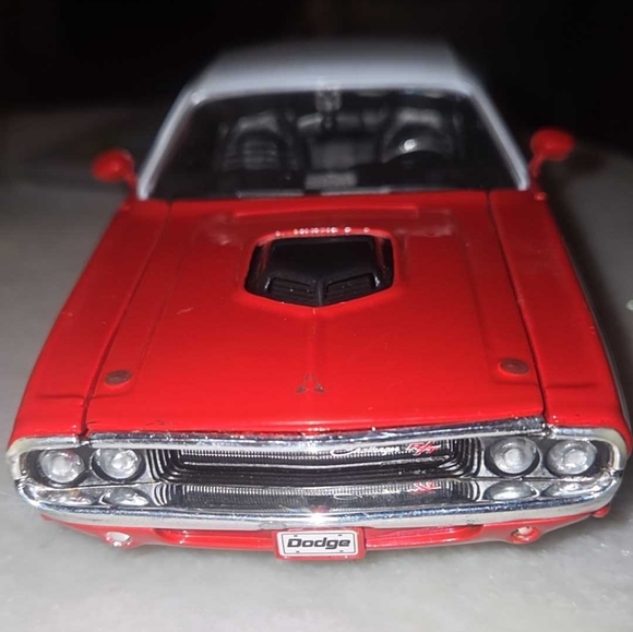 Collectible Automobile - Picture 2 of 14